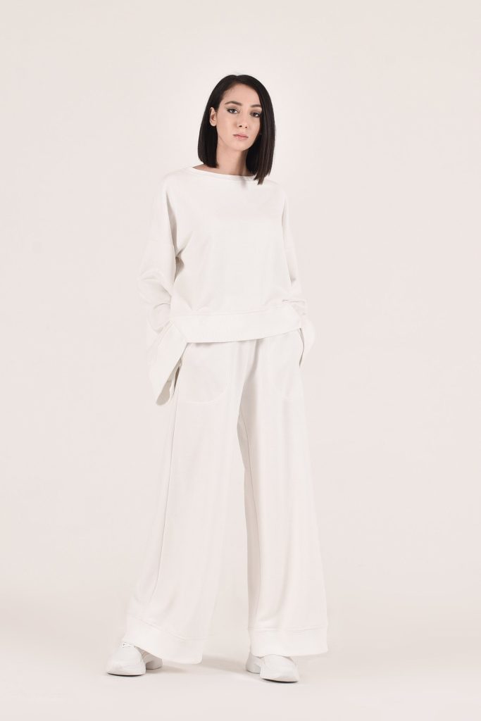 Beautiful white bell sleeve top